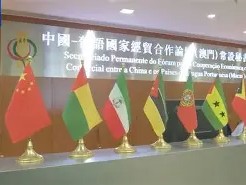 爱游戏官网-塞维利亚今晚外线爆发，志在葡超名次提升，质疑声仍在，心理建设被强调的简单介绍