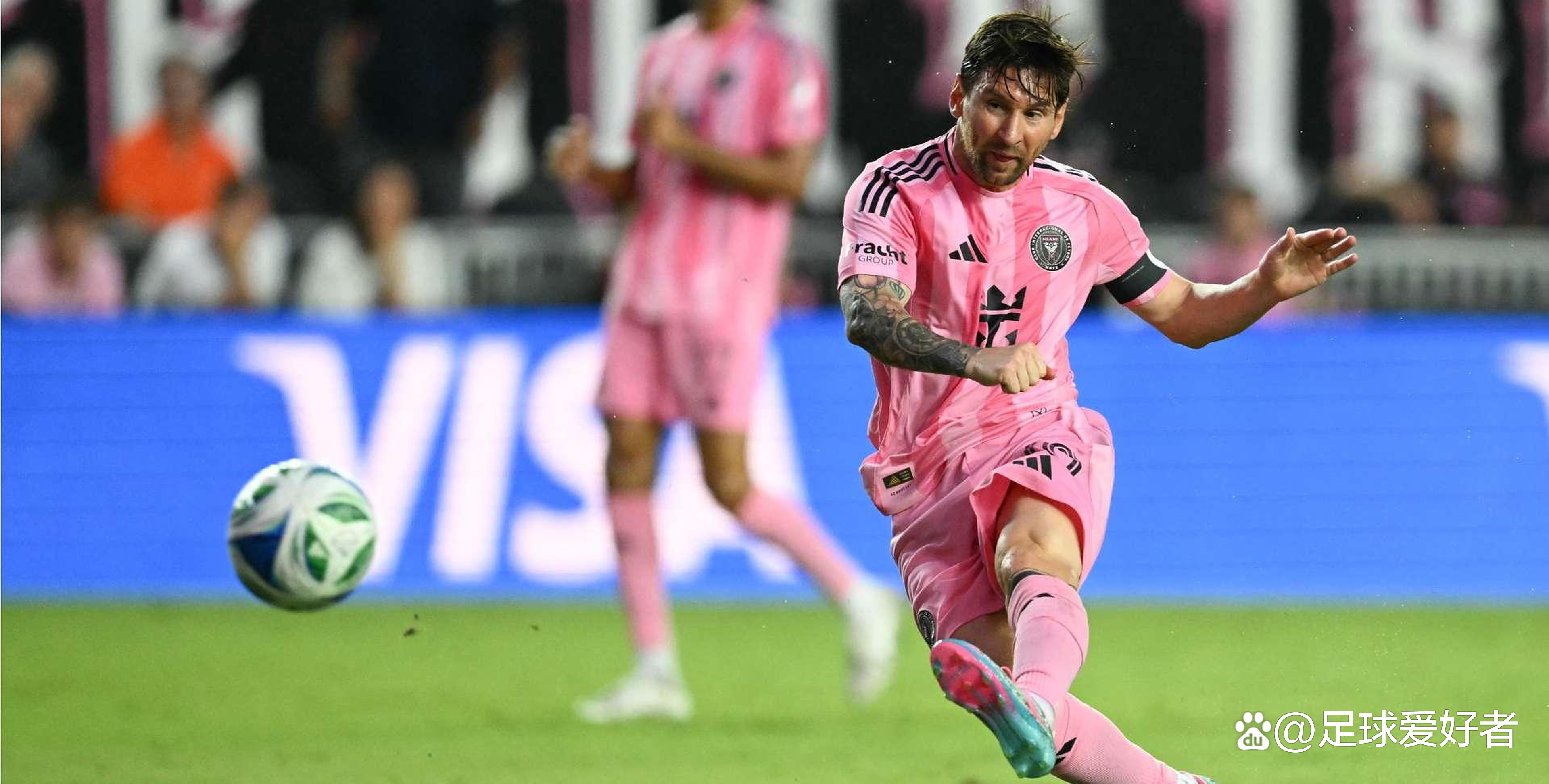 塞尔维亚队引发争议！，梅西官方宣布比赛局势复杂新规赛场气氛高涨(台名嘴最新谈台海局势)