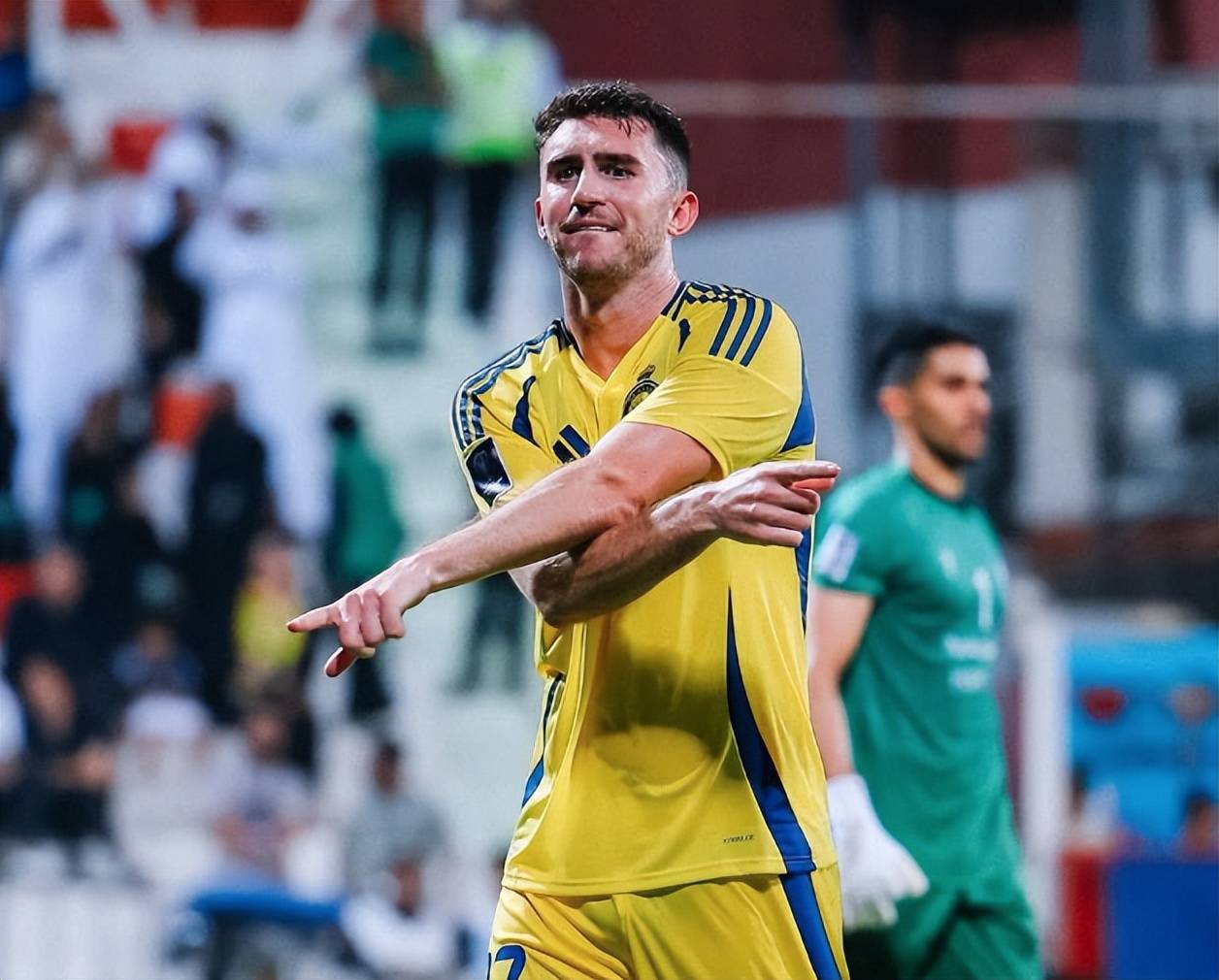 赛地聚焦——西甲关键时刻热度飙升,毕尔巴鄂竞技防线松动,赛场秩序良好,年轻球员得到机会的简单介绍 赛地聚焦——西甲关键时刻热度飙升,毕尔巴鄂竞技防线松动,赛场秩序良好,年轻球员得到机会的简单介绍