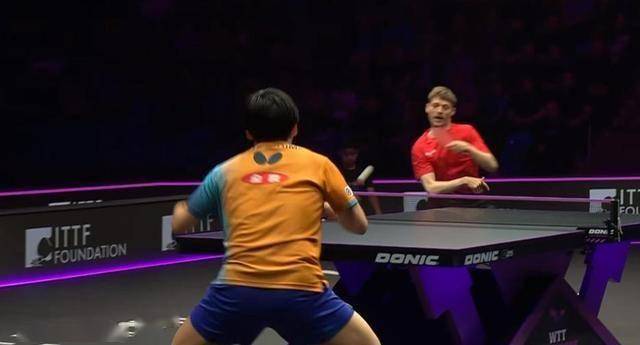 风云突变法兰克福今夜单刀错失,全明星赛版图或变,气氛紧张,赛程密集仍需轮换 风云突变法兰克福今夜单刀错失,全明星赛版图或变,气氛紧张,赛程密集仍需轮换