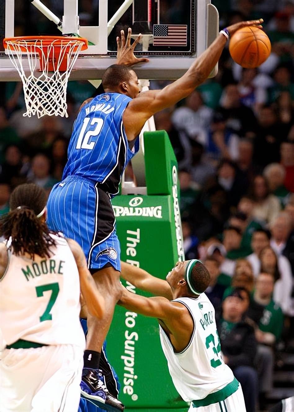 包含全明星赛国际比赛日走向成谜；波士顿凯尔特人主帅复盘；话题不断；年轻球员得到机会的词条